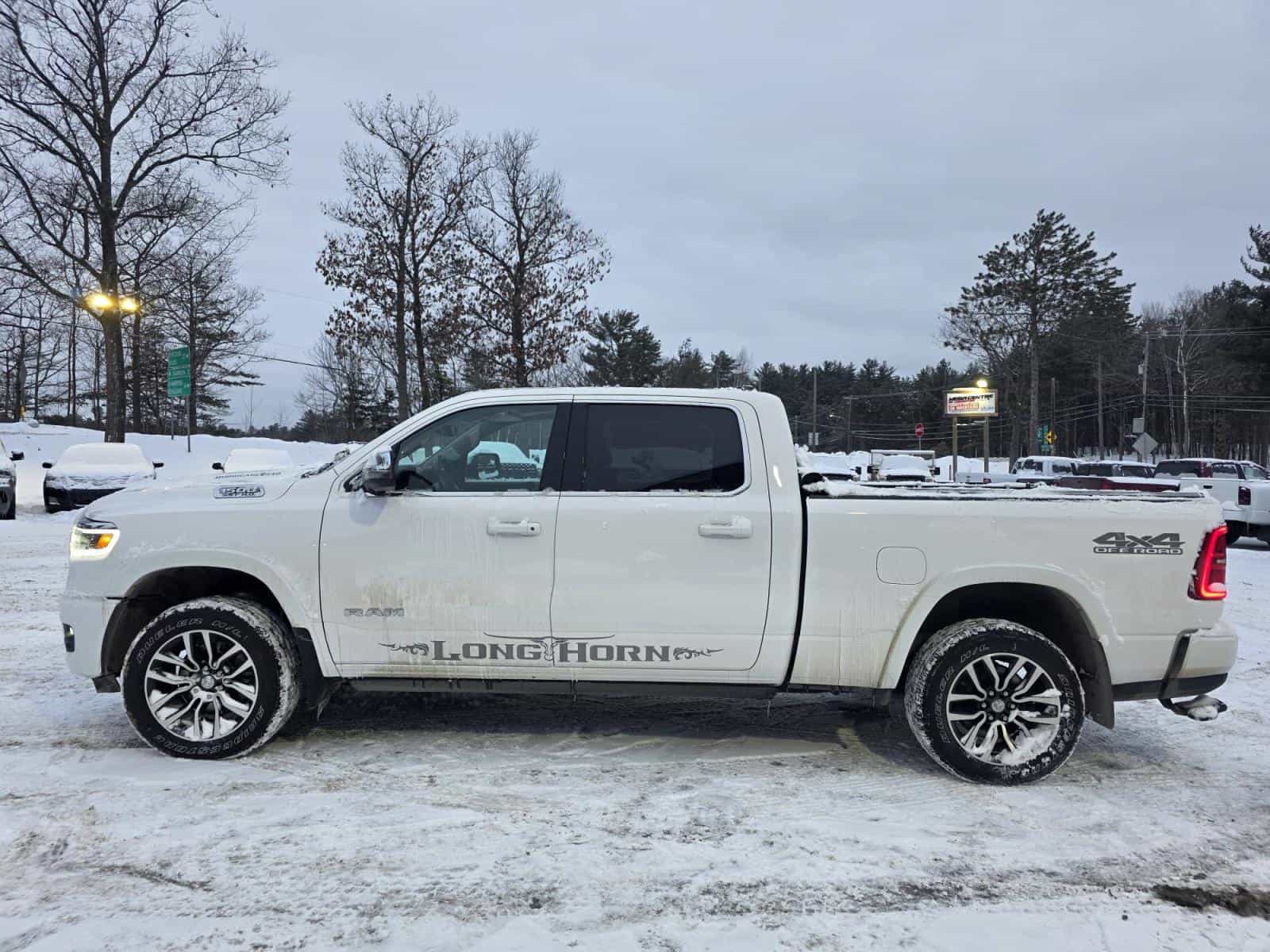 2025 RAM 1500 Limited Longhorn - Image 8