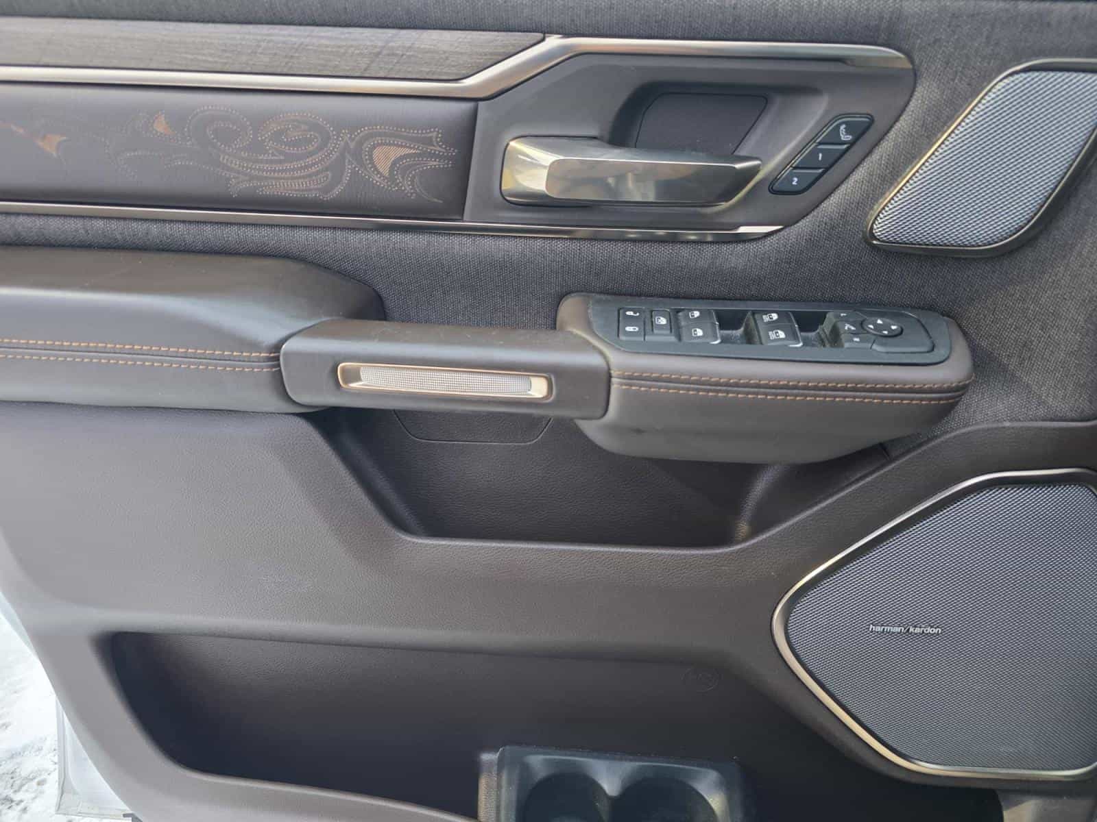 2025 RAM 1500 Limited Longhorn - Image 11