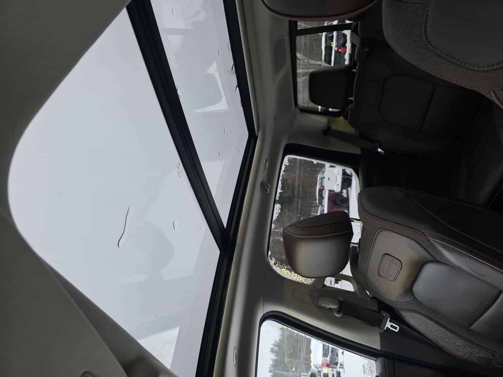 2025 RAM 1500 Limited Longhorn - Image 18