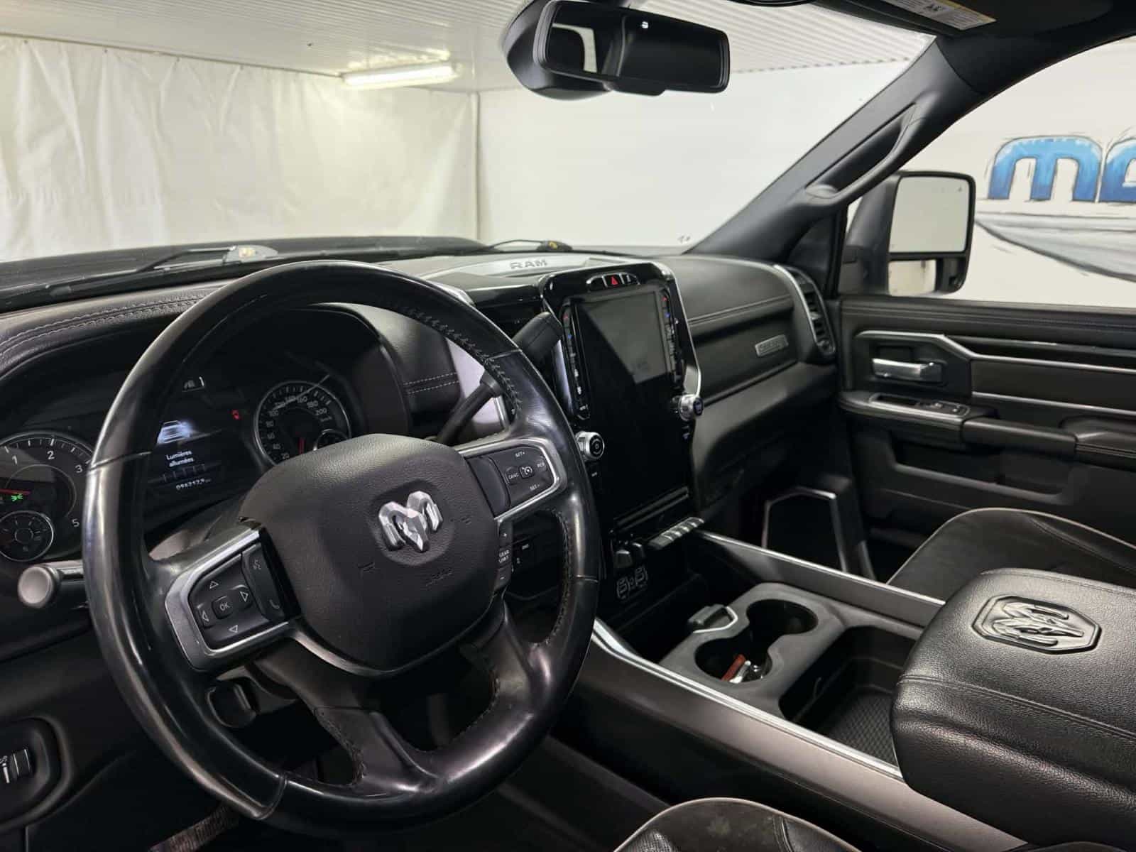 2023 RAM 2500 Laramie - Image 11