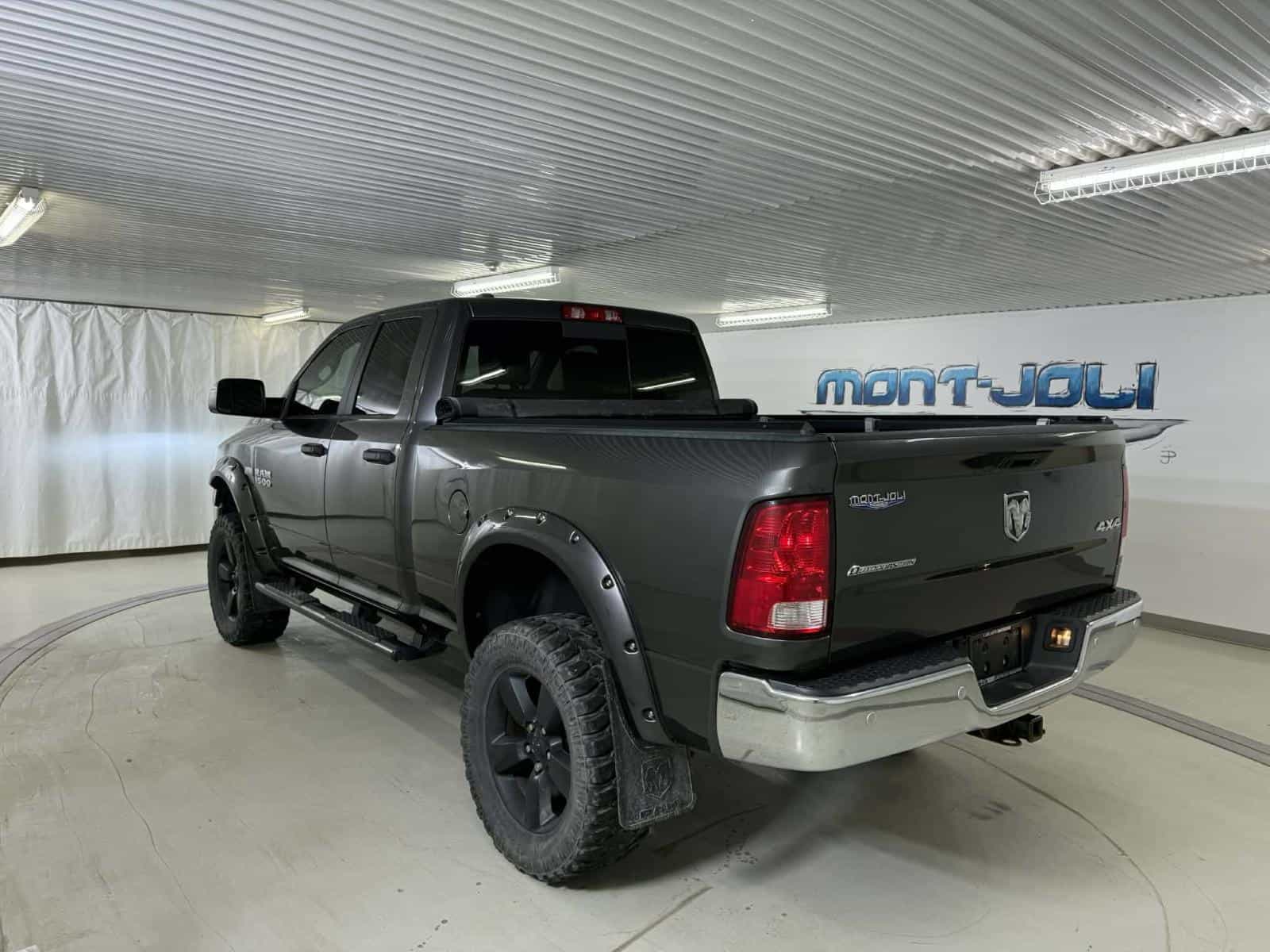 Image 4 RAM 1500 SLT SLT 2017