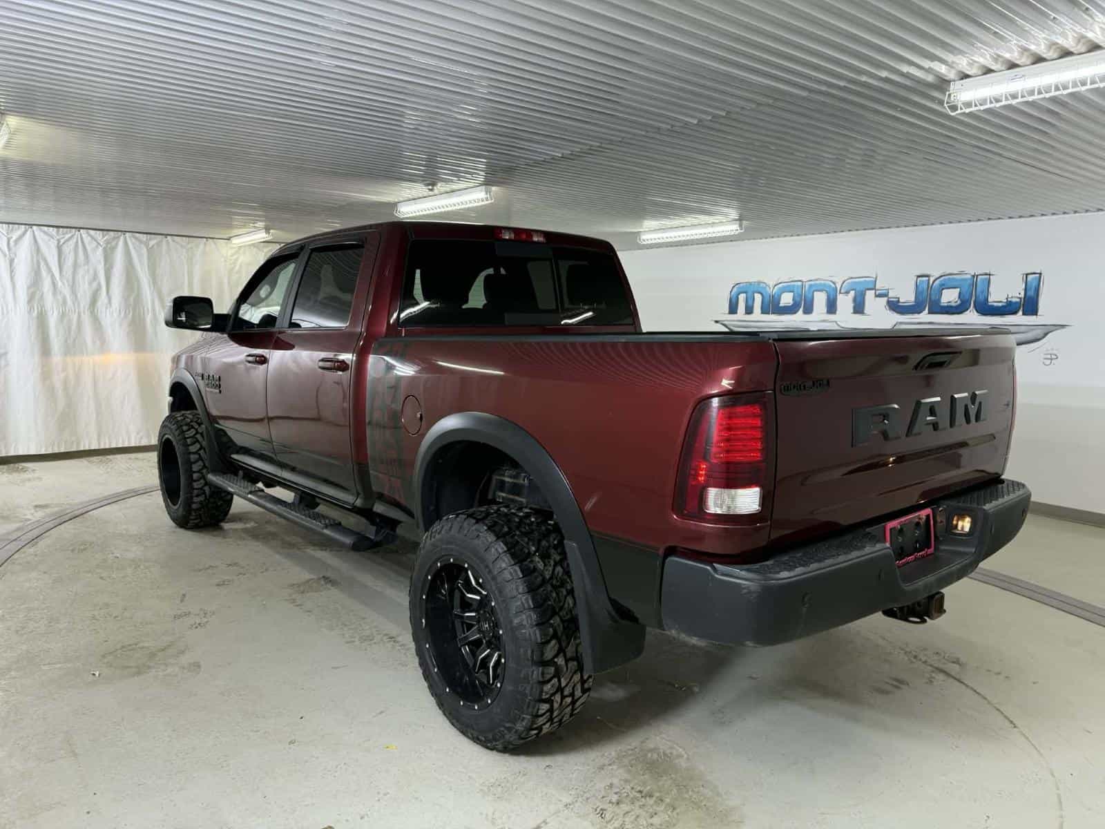 Image 3 RAM 2500 Powerwagon Power Wagon 2018