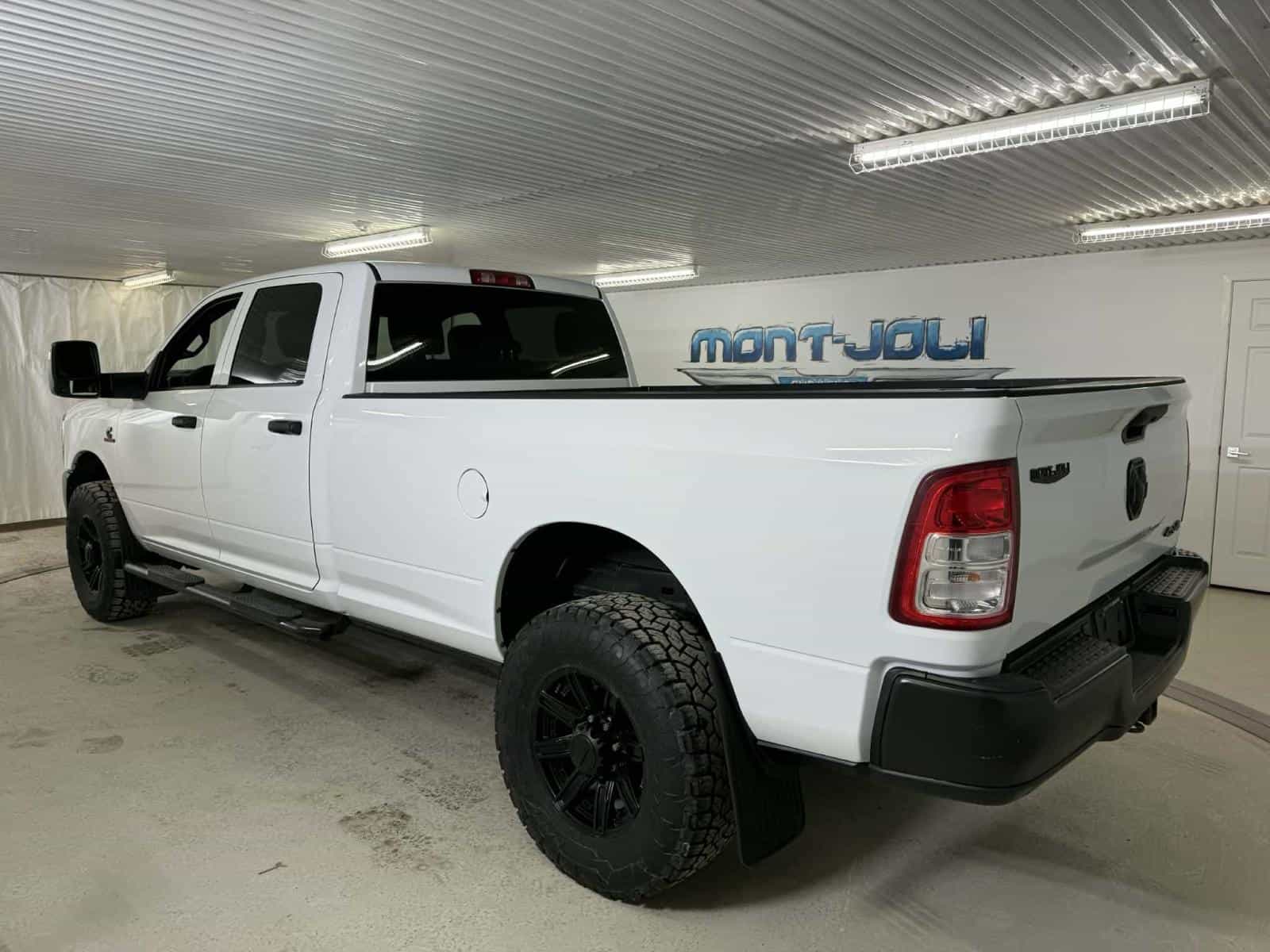 Image 4 RAM 2500 Tradesman 2023
