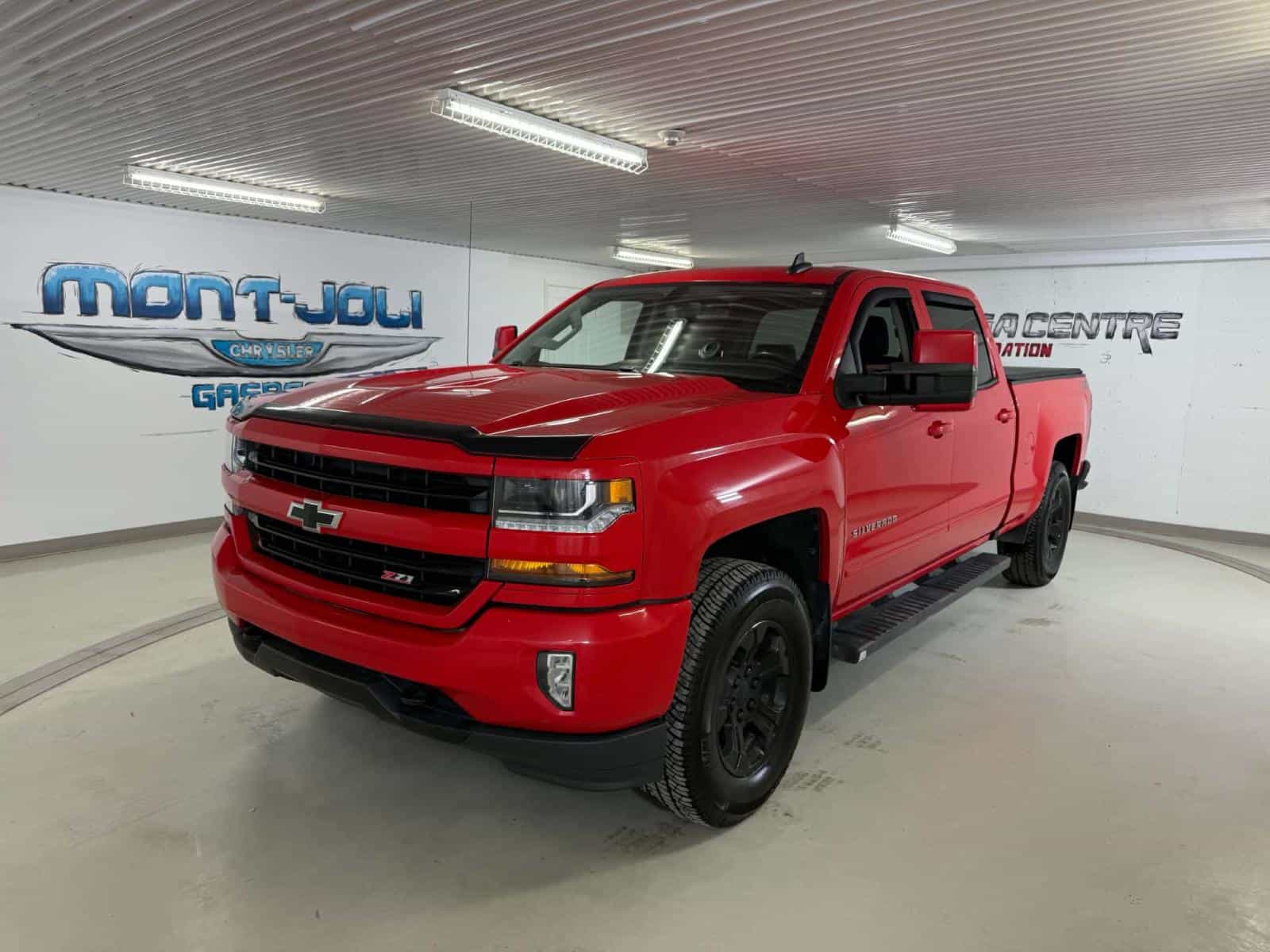 Image 1 Chevrolet Silverado LT 2018