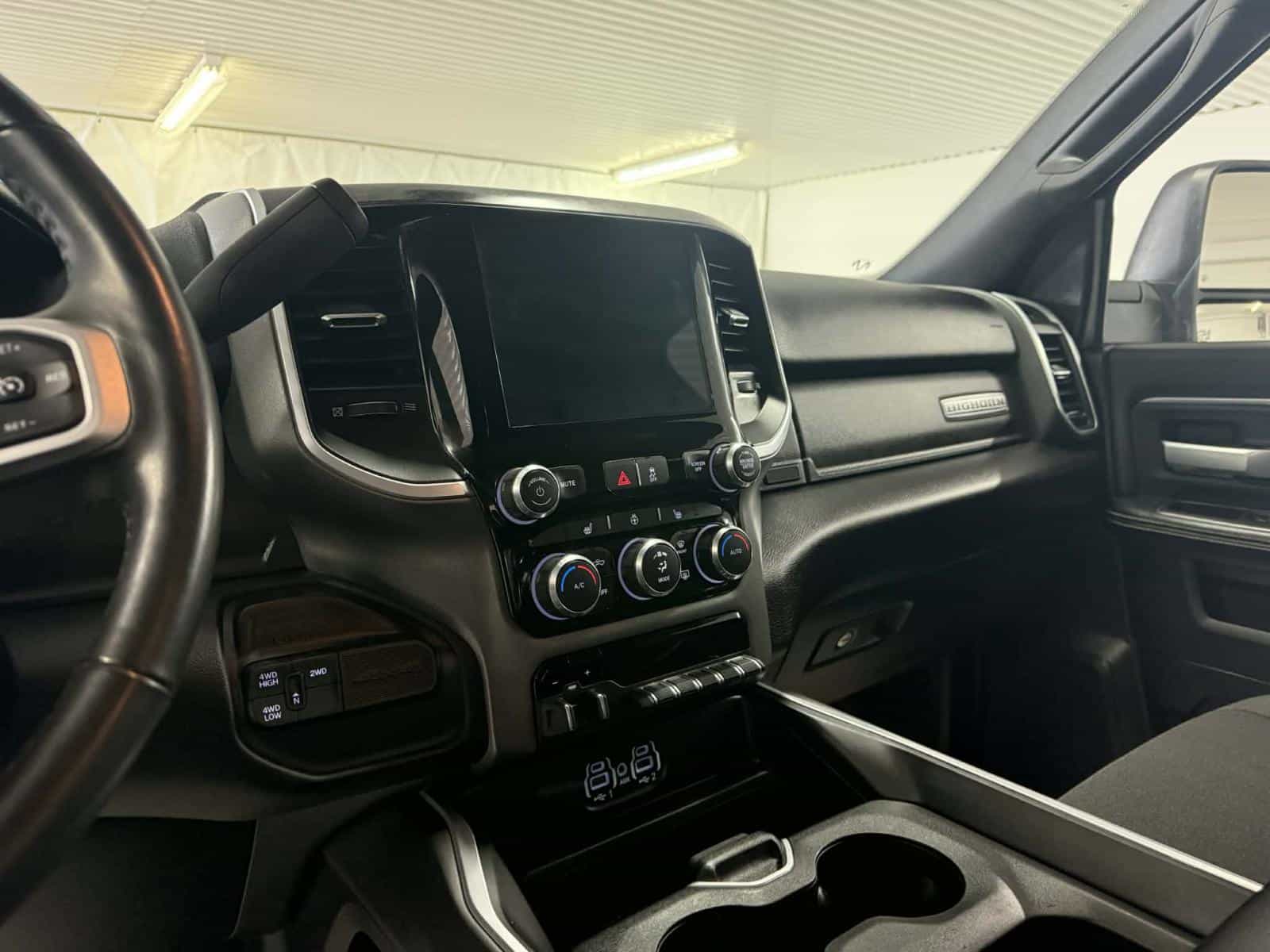 Image 11 RAM 2500 Big Horn 2024