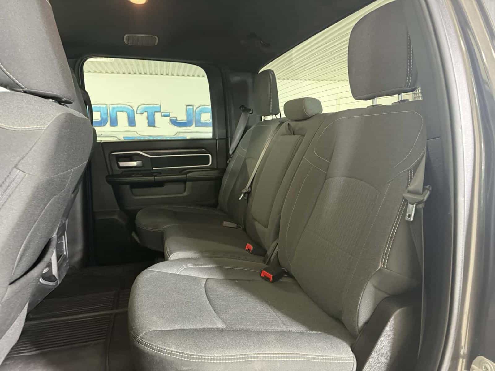 Image 14 RAM 2500 Big Horn 2024