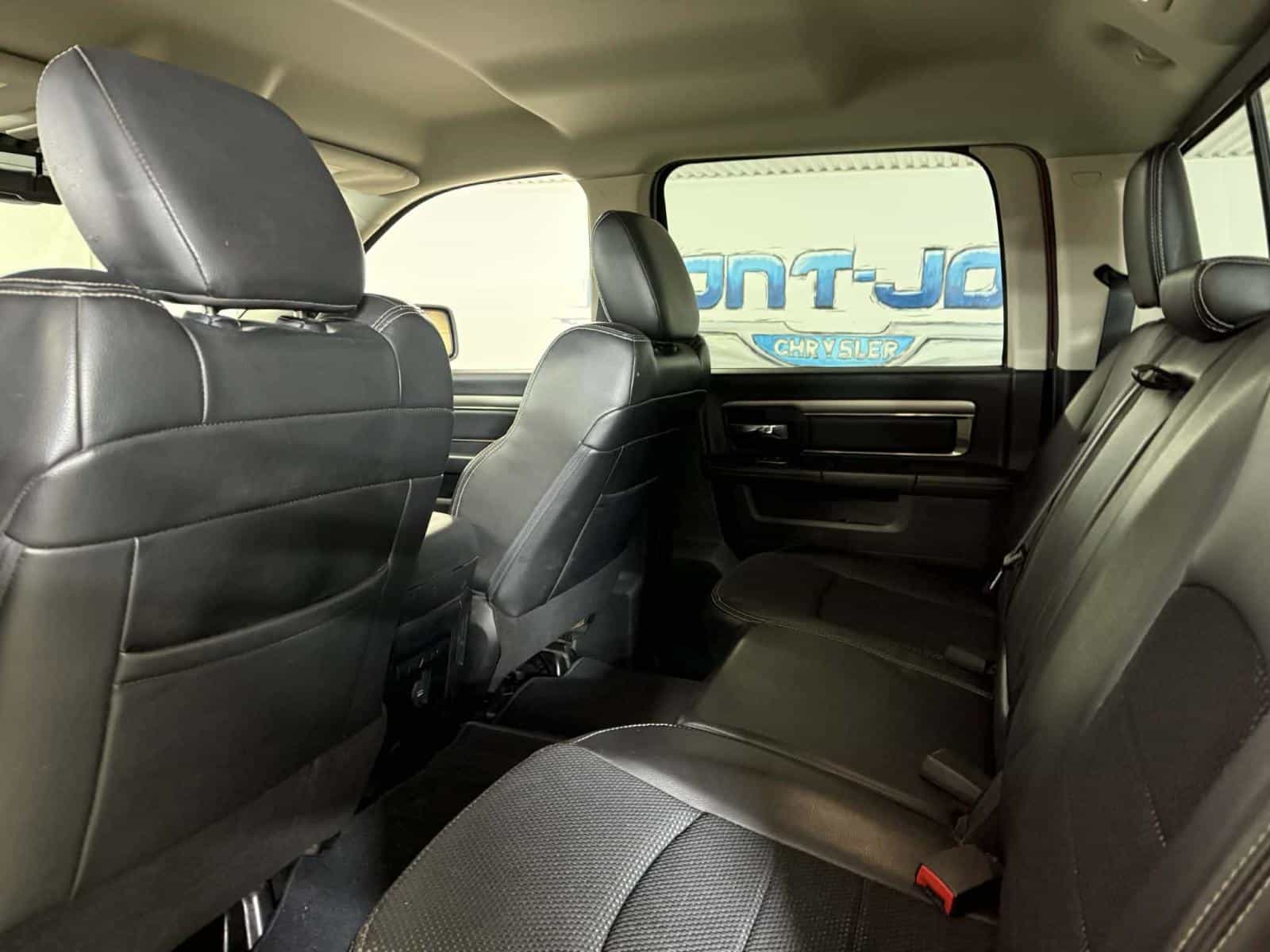 2013 RAM 1500 Sport - Image 9