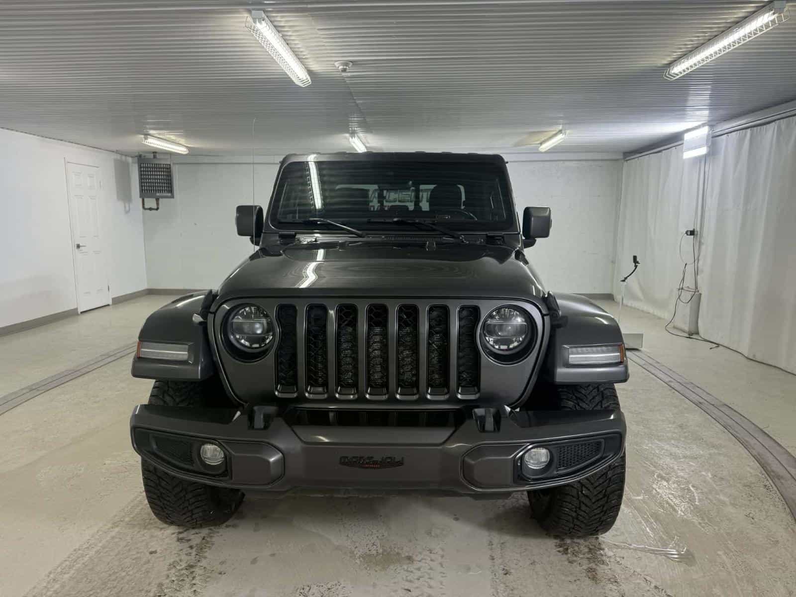 2021 Jeep Gladiator High Altitude - Image 8