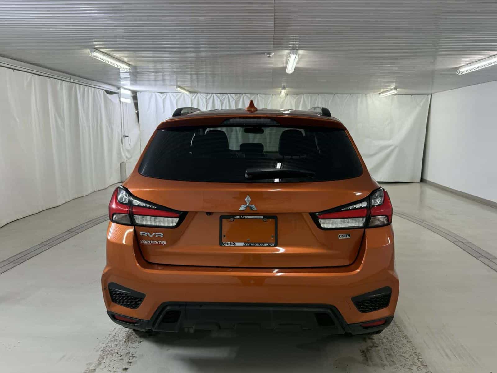 2022 Mitsubishi RVR SEL - Image 4