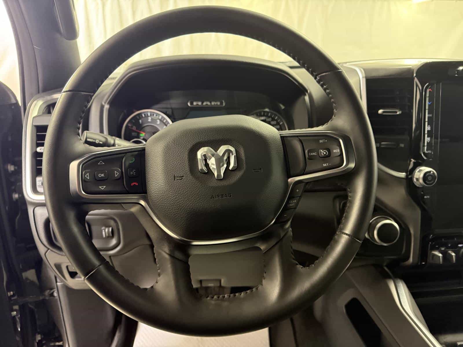 Image 14 RAM 1500 Big Horn 2024