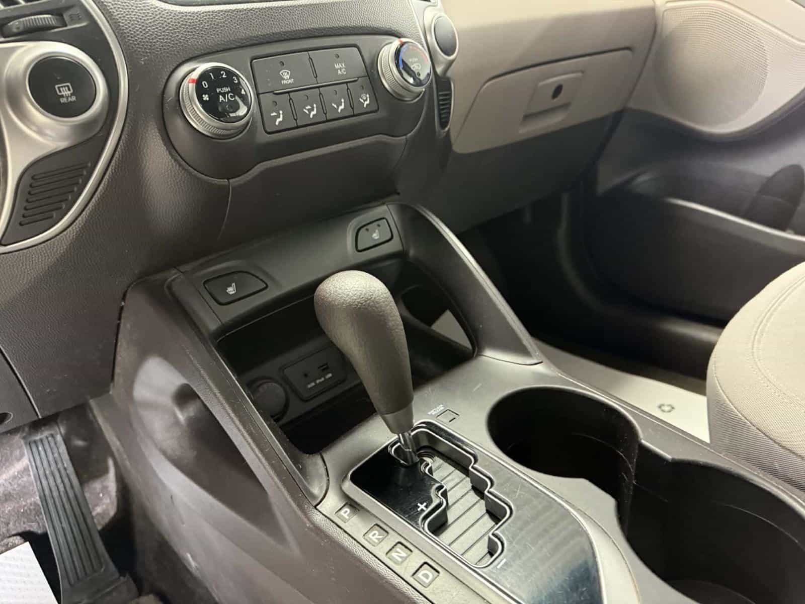 Image 13 Hyundai Tucson GL 2013