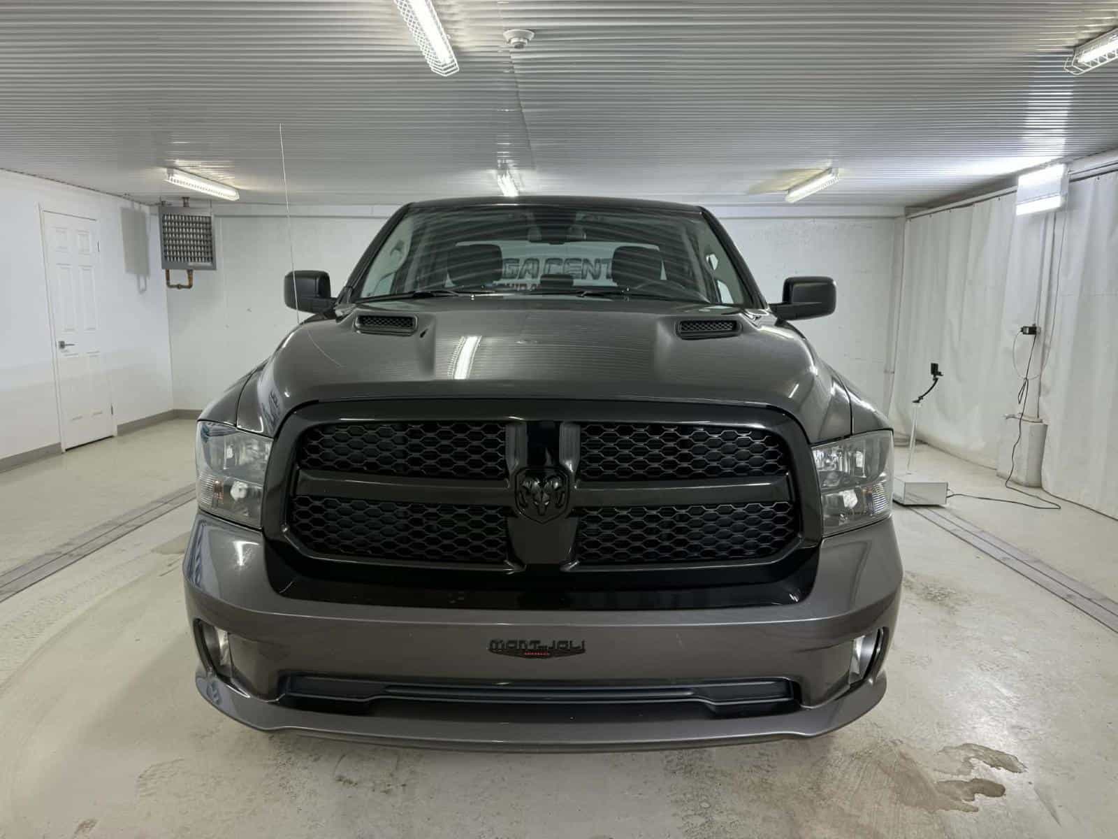 Image 8 RAM 1500 Classic Express 2023