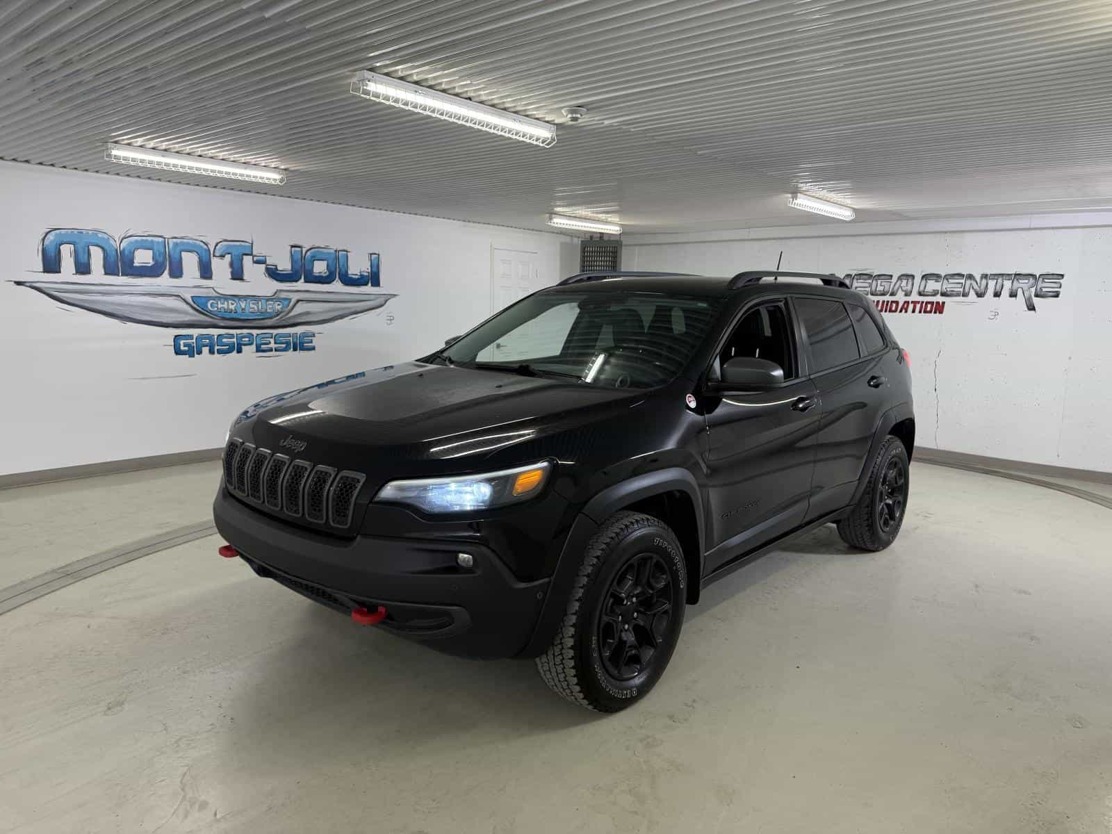 2021 Jeep Cherokee Trailhawk - Image 1